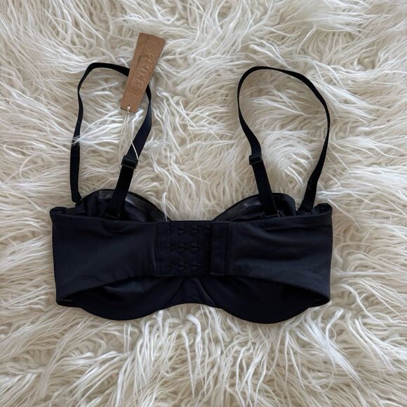 Skims Smoothing Intimates Strapless Bra Onyx Size 32DD - Picture 4 of 6